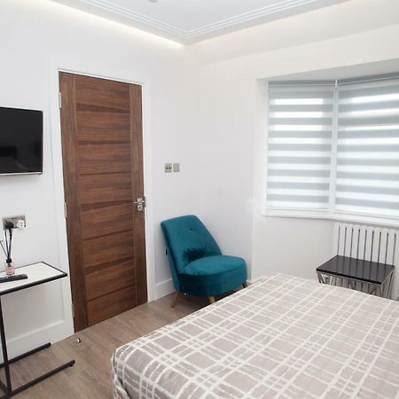 Goldbeaters House Otel Edgware Dış mekan fotoğraf