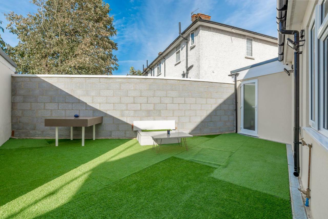 Goldbeaters House Otel Edgware Dış mekan fotoğraf